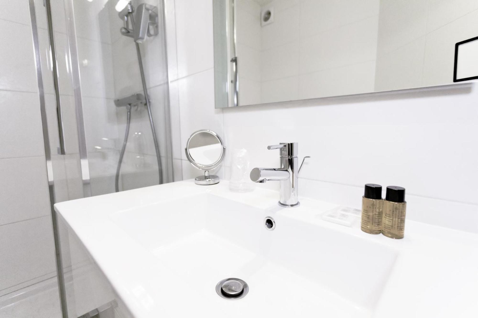 Le Saint Louis Hotel Amiens Kültér fotó