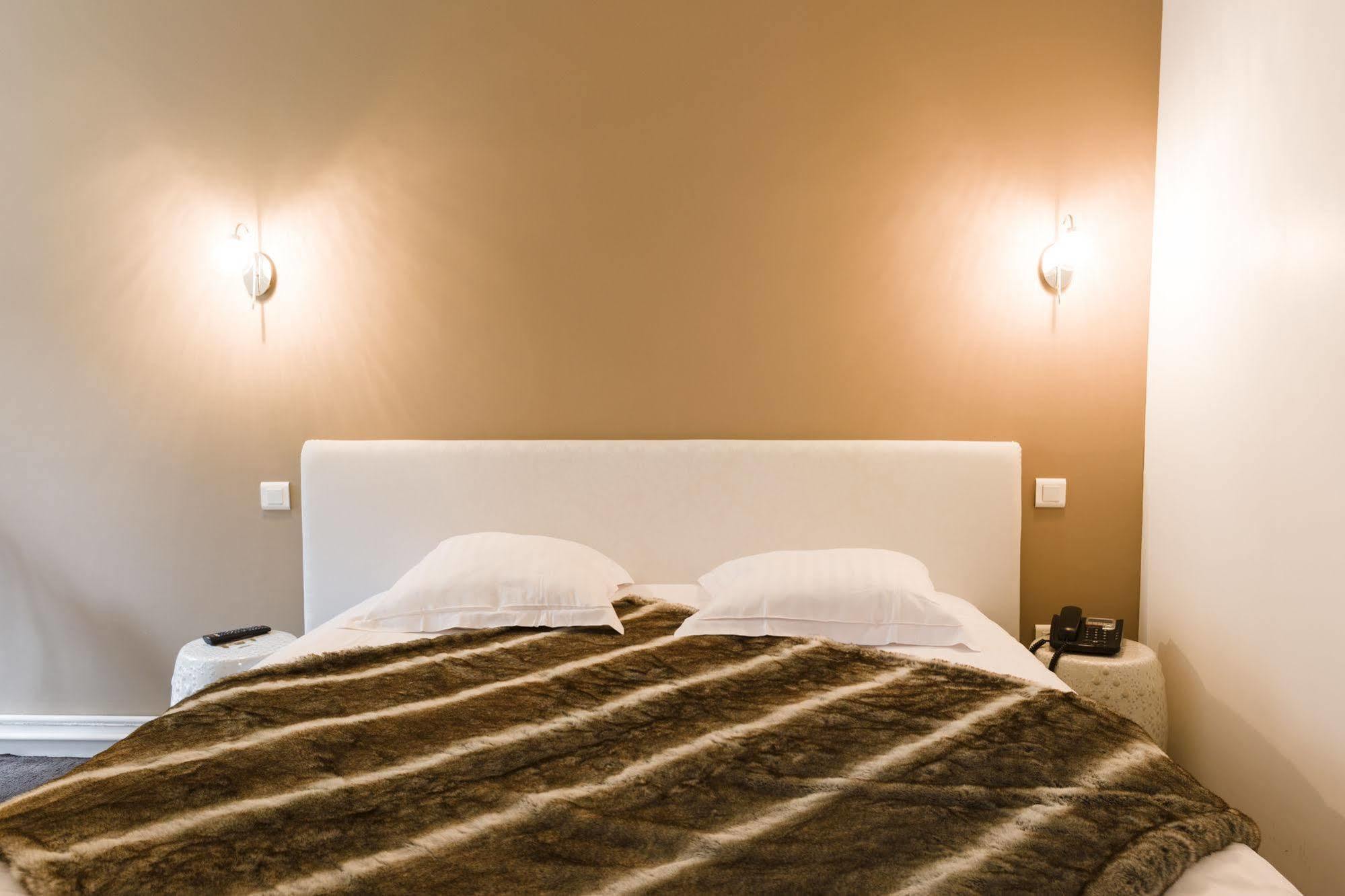 Le Saint Louis Hotel Amiens Kültér fotó